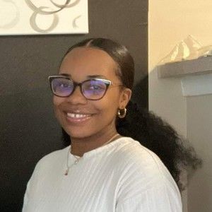 Meet your Posher, Malik